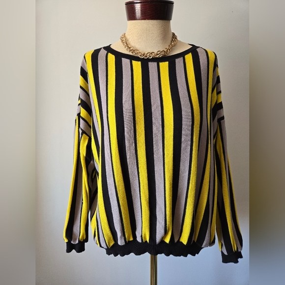 Vicolo Tops - VICOLO ITALY Striped Yellow, grey and Black Knit Top. Size Large
